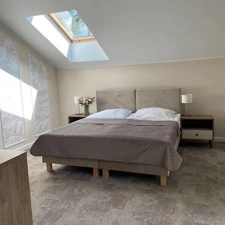 Lesne Ustronie Bed & Breakfast 2*