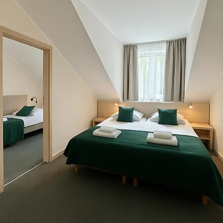 Lesne Ustronie Bed & Breakfast 2*