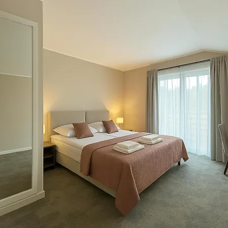 Lesne Ustronie Bed and breakfast