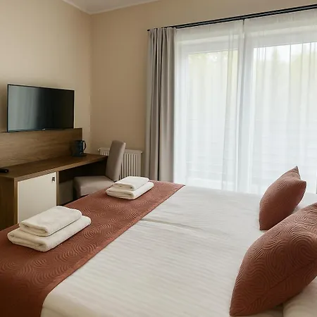 Lesne Ustronie Bed & Breakfast 2*
