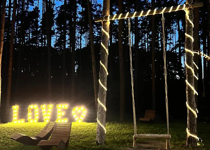 Bed & Breakfast Lesne Ustronie 2*