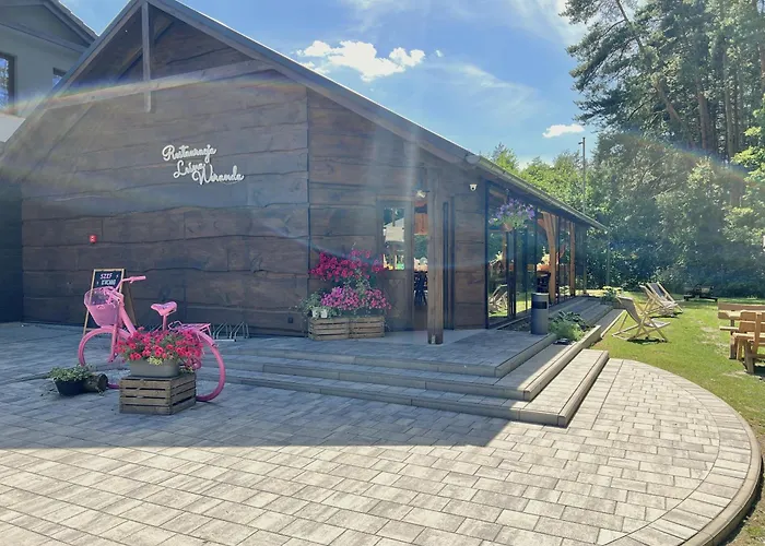 Bed & Breakfast Lesne Ustronie 2*