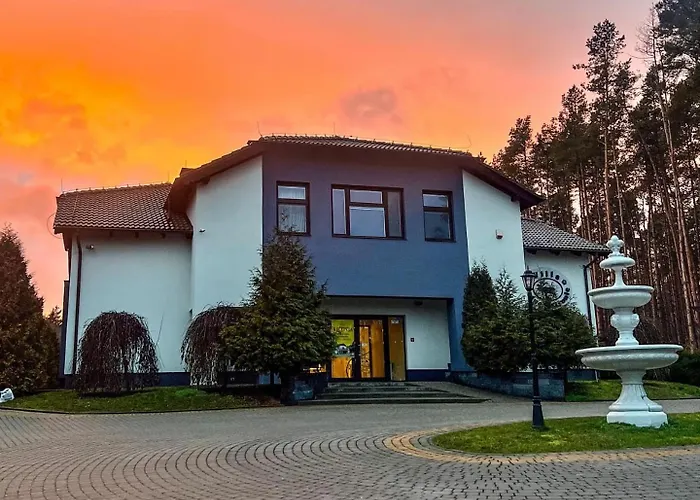 Bed & Breakfast Lesne Ustronie 2*