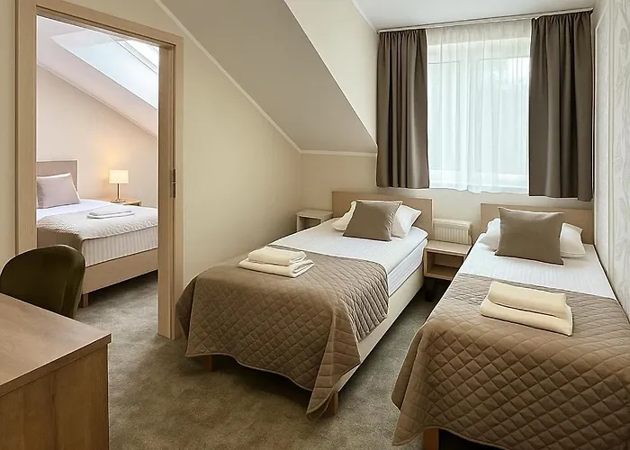 Bed & Breakfast Lesne Ustronie 2*